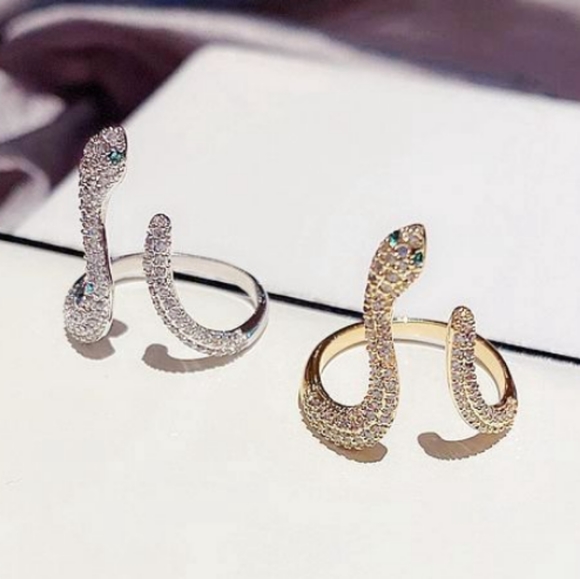 Jewelry - NEW GOLD PLATED DIAMOND PAVE SNAKE RING